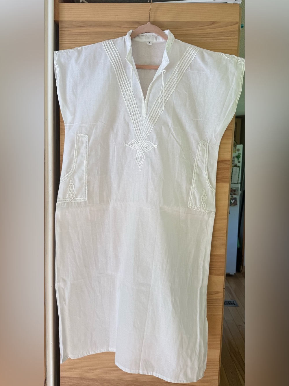White Embroidered Women’s Tunic Kaftan, Cotton.